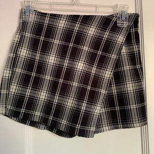Brandy Melville Plaid Skort